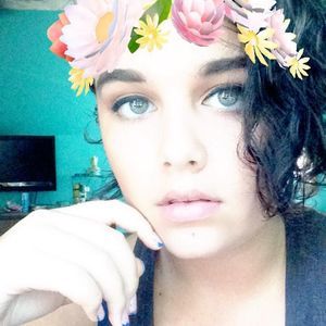 Meet your Posher, Phoebe